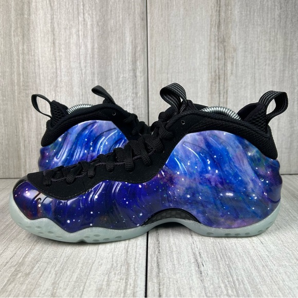 NEW Nike Air Foamposite One Galaxy 2025 Sneakers fq4303-400 Mens Size 7 Wmns 8.5 - Picture 4 of 10